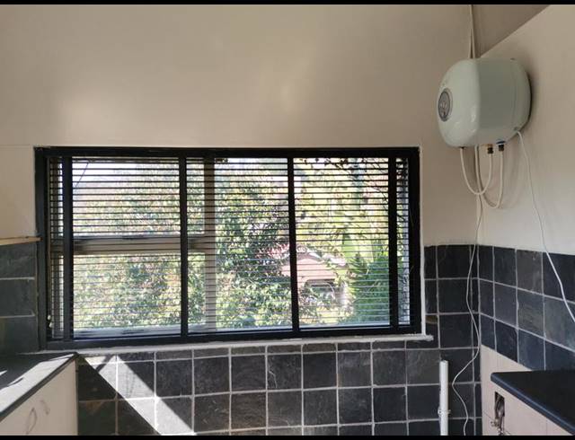 1 BEDROOM PROPERTY TO RENT IN SONSTRAAL